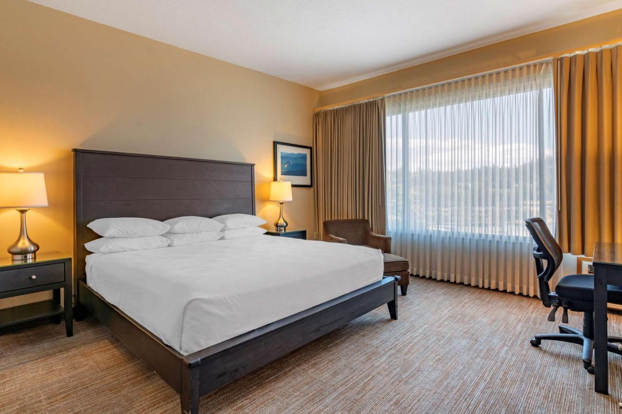 Best Western Plus Hood River Inn Bagian luar foto